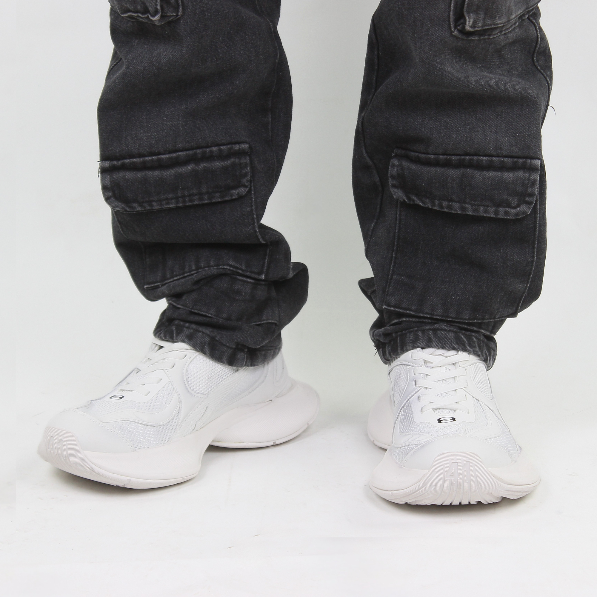 Circuit Sneakers