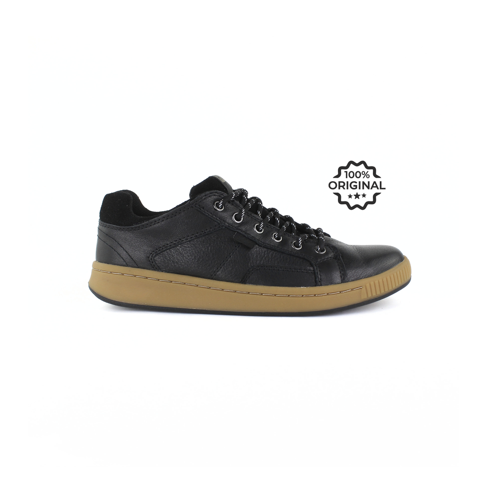 Low Top Shoes