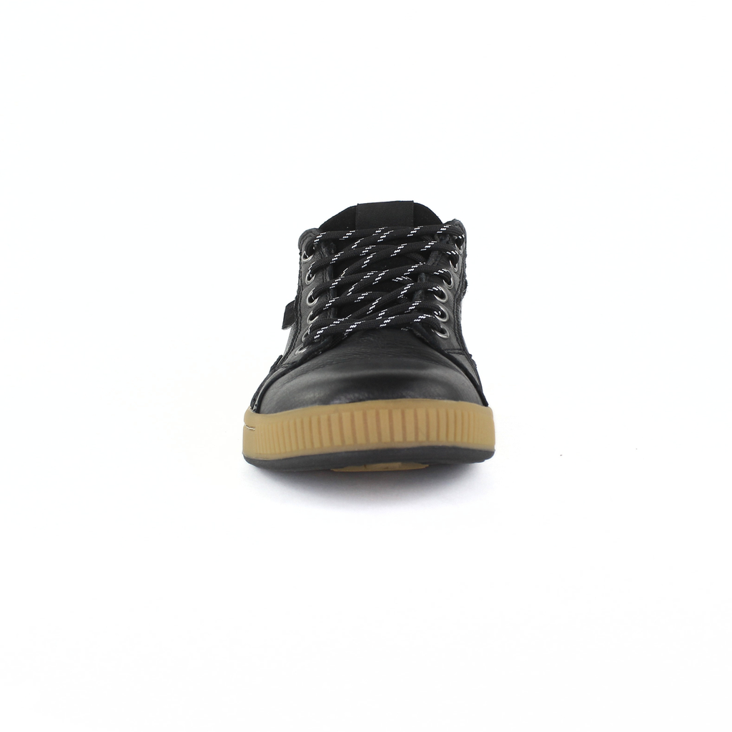 Low Top Shoes